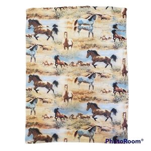 Wild Wings & Persis Clayton Weirs Horse Cotton Flannel Pillowcase